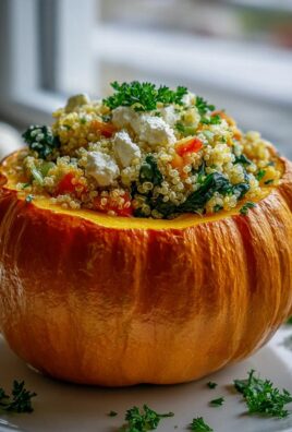 Gefüllter Hokkaido Kürbis mit Feta & Quinoa – Herbstgenuss!